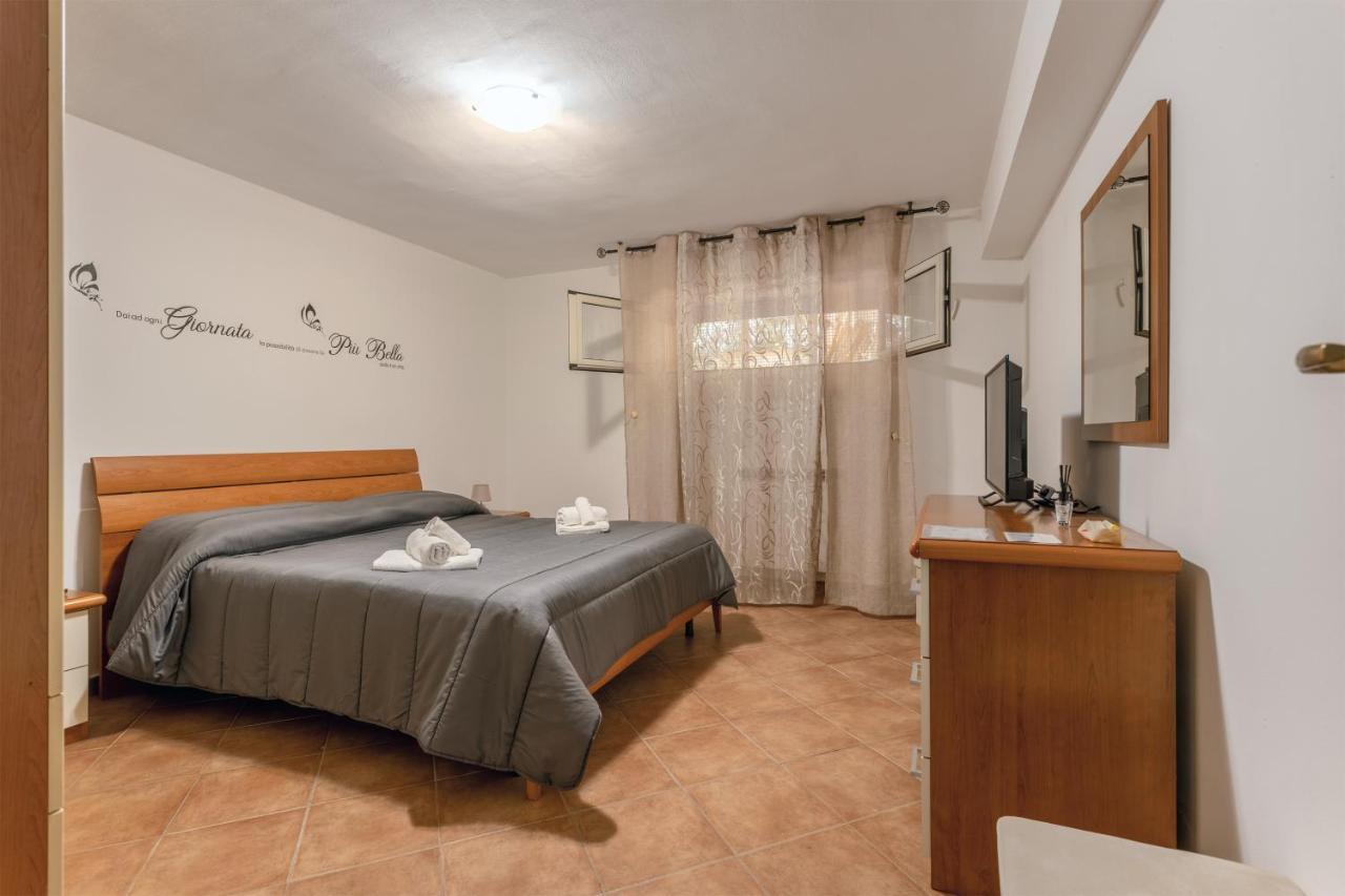 Casa In Villa A Mondello-700M Dal Mare باليرمو المظهر الخارجي الصورة