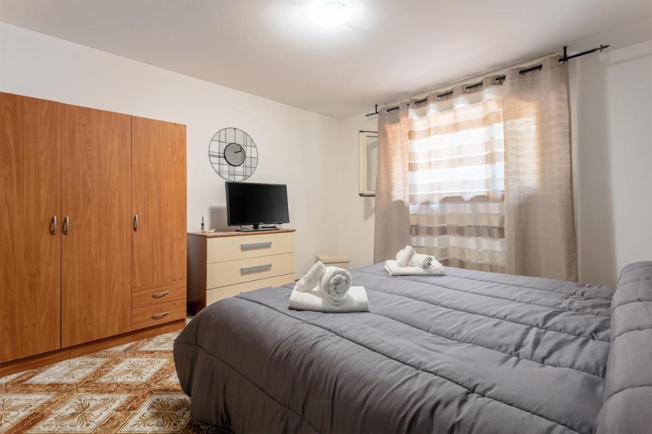Casa In Villa A Mondello-700M Dal Mare باليرمو المظهر الخارجي الصورة