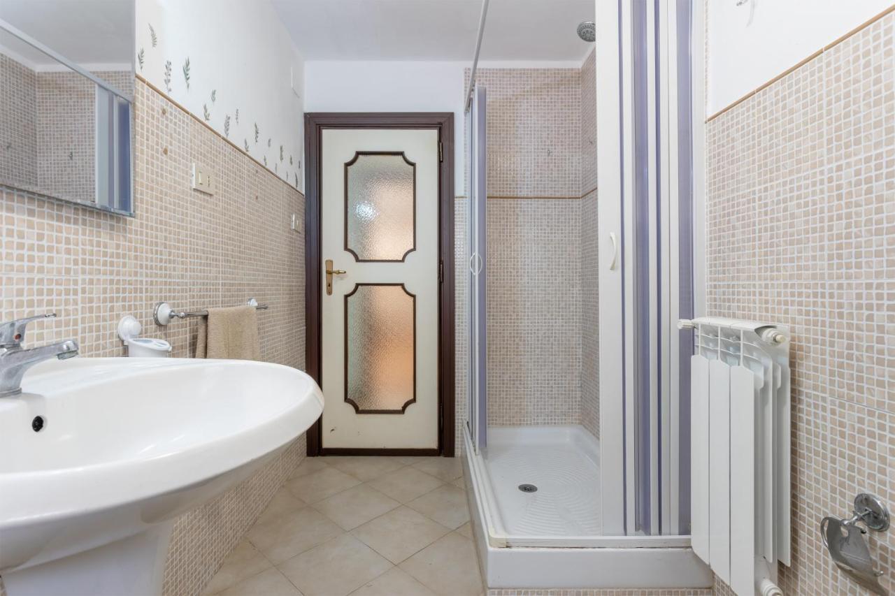 Casa In Villa A Mondello-700M Dal Mare باليرمو المظهر الخارجي الصورة