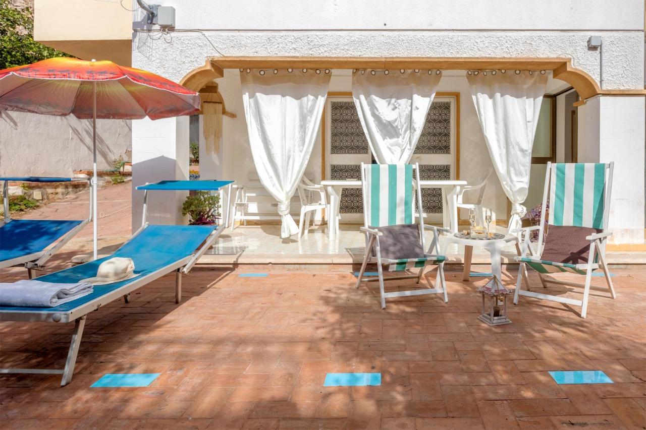 Casa In Villa A Mondello-700M Dal Mare باليرمو المظهر الخارجي الصورة